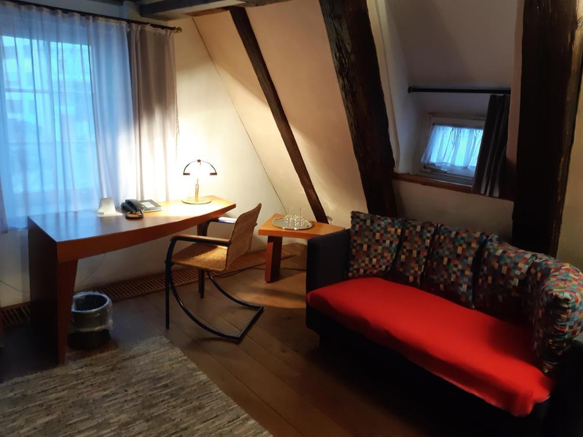Schiefes Haus Hotel Ulm Buitenkant foto