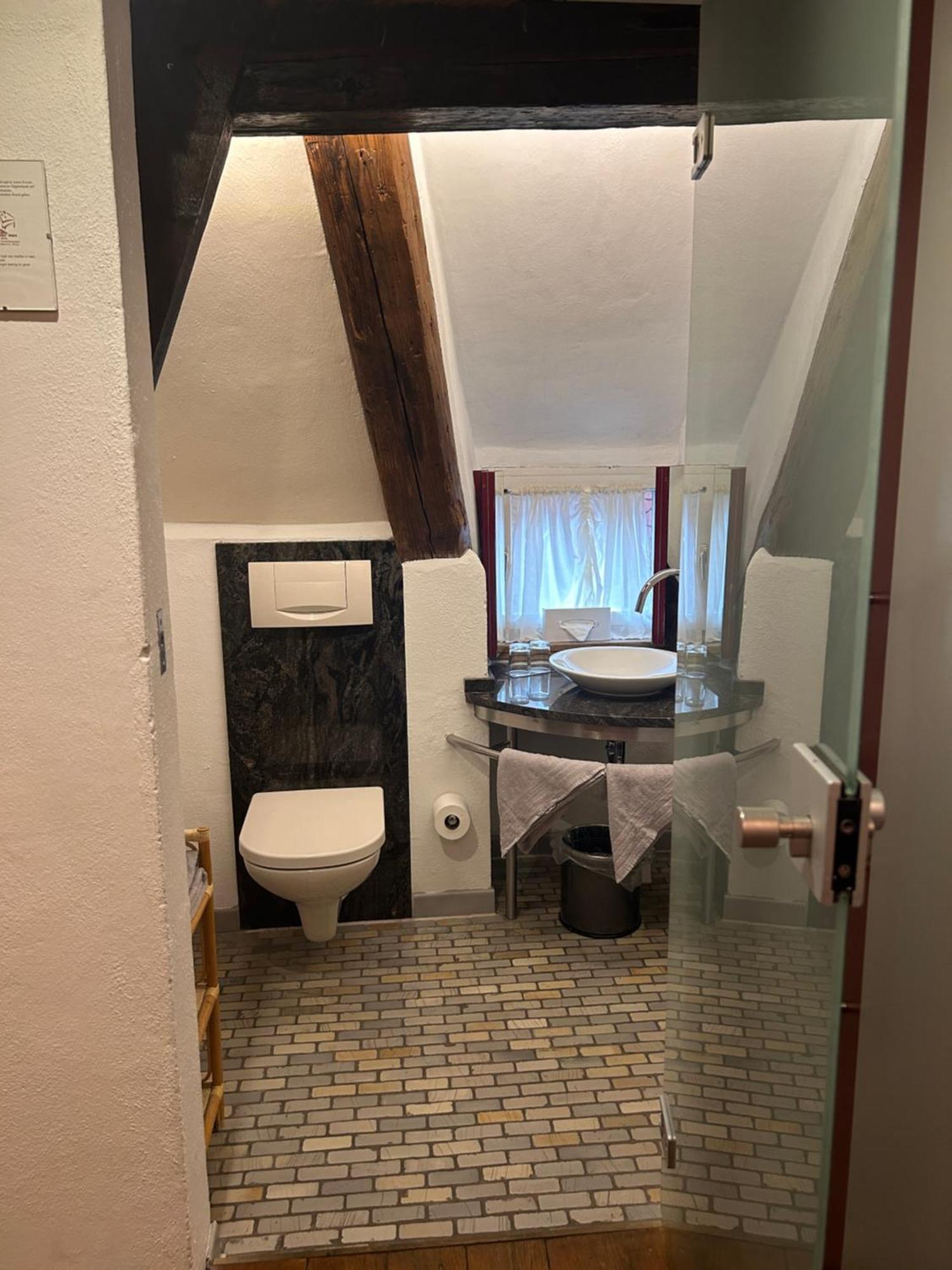 Schiefes Haus Hotel Ulm Buitenkant foto